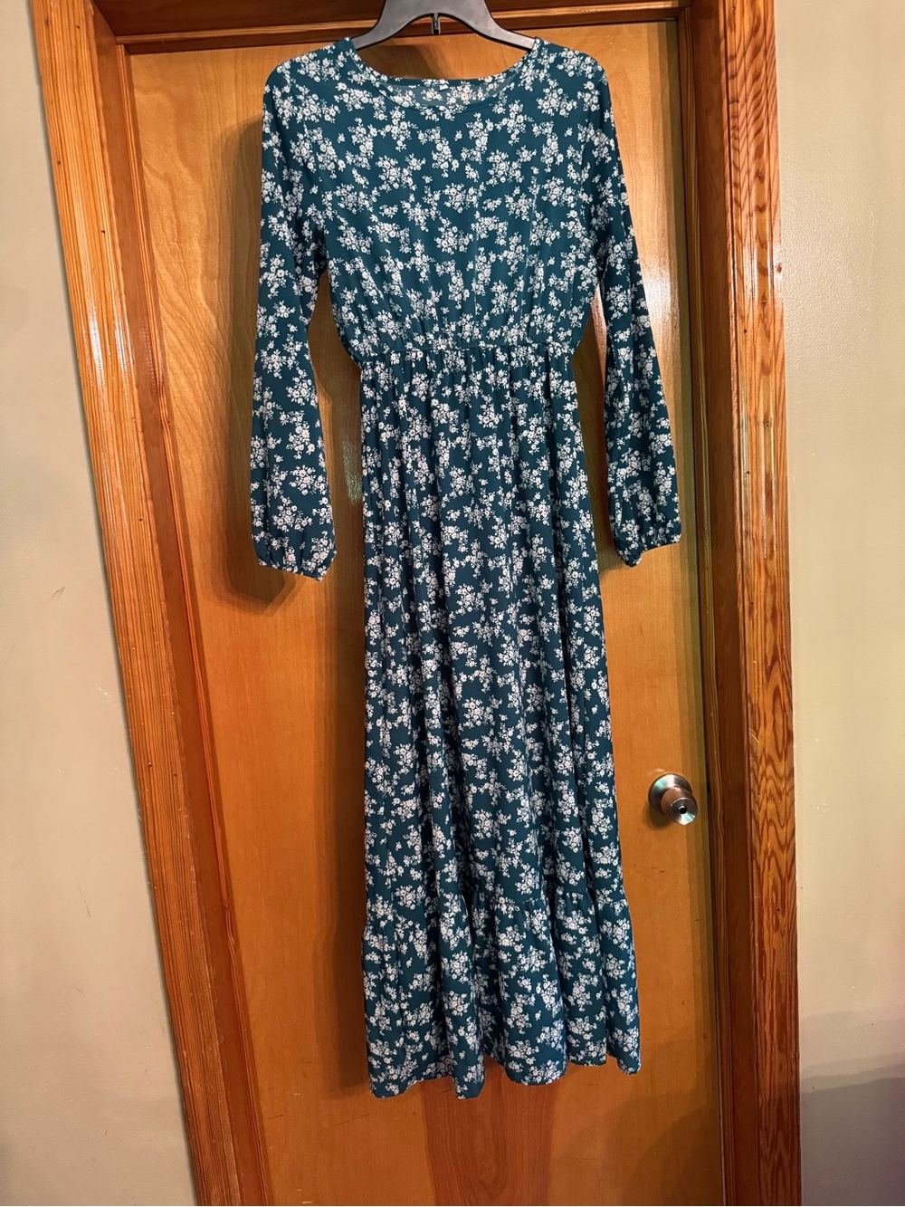 Women’s Teal Floral Long-Sleeve Dress - Picture 3 of 3